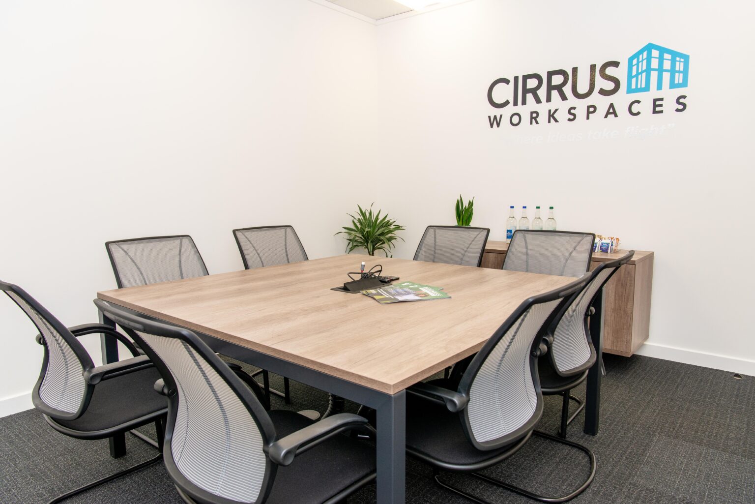 Cirrus Meeting Smaller Room